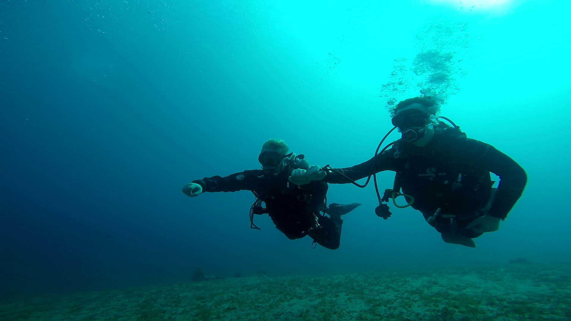 Kirby Morgan Mask in use at km for tough work. Diving with air from the  surface (replacement of copper diving helmet). Introduced in 1987 at km.  Possible to switch to Bail Out (